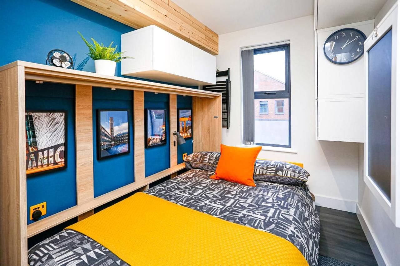 Funky City Apartment - Secure Parking - Wifi - Sleeps 6 - No Parties Belfast Extérieur photo